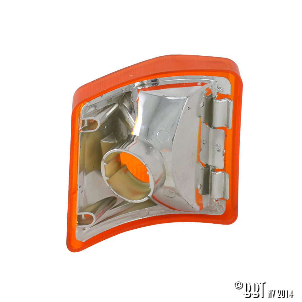Knipperlicht vooraan, links, oranje detail — T3