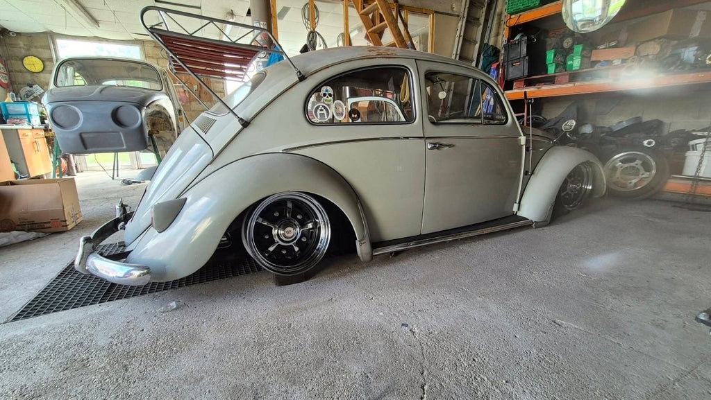 VW Beetle / T2a / Type 3 | Wheel BBT Sprintstar 8x15 ET 0, 5x205 chrome/black
